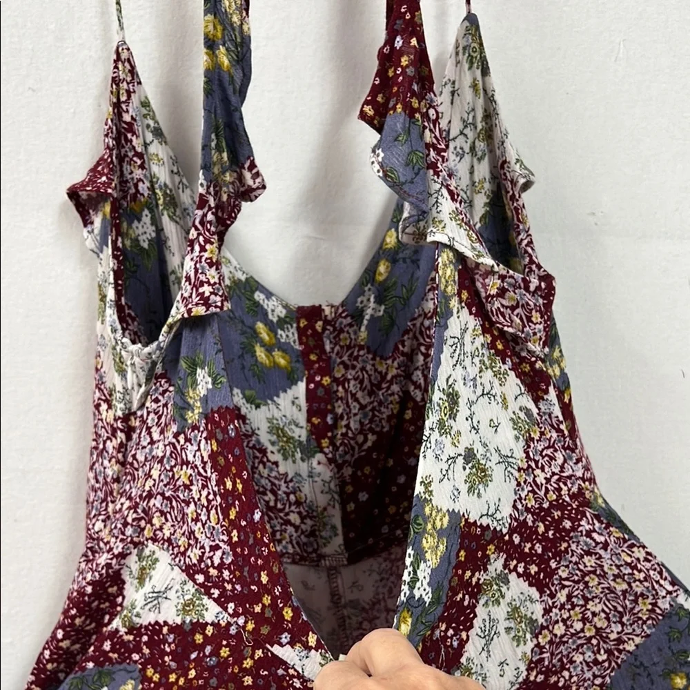 POL Red and Gray Ruffled Romper - Picture 4 of 8